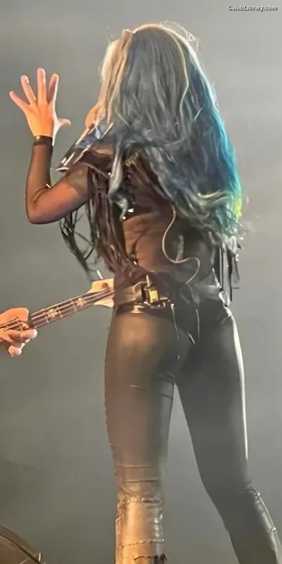 Alissa White-Gluz photo 23 of 1541