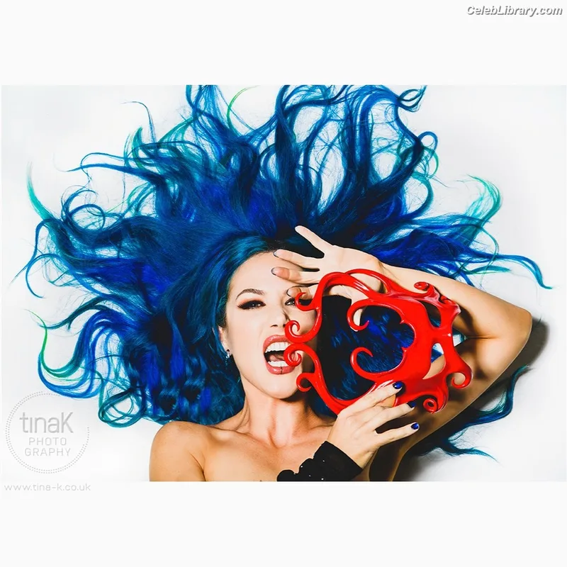 Alissa White-Gluz photo 12 of 1541