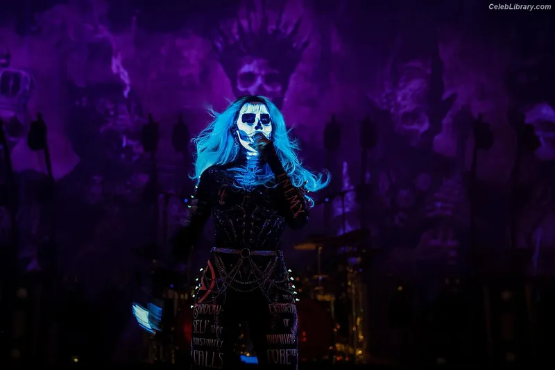 Alissa White-Gluz photo 16 of 1541