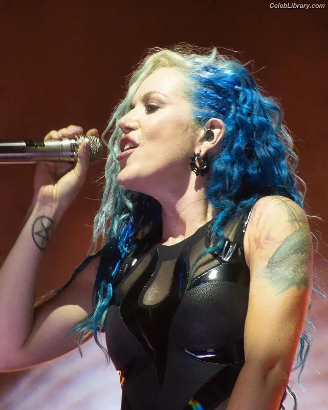 Alissa White-Gluz photo 9 of 1541