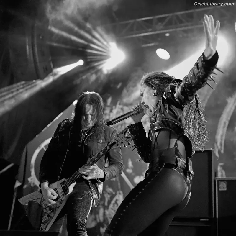 Alissa White-Gluz photo 10 of 1541