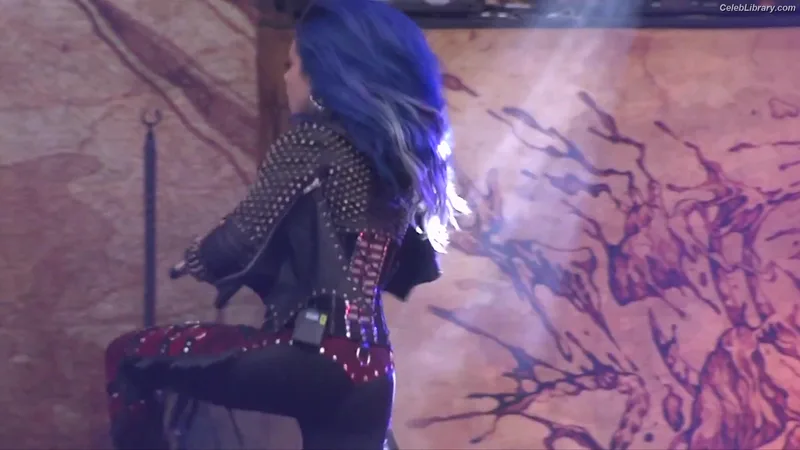 Alissa White-Gluz photo 5 of 1541