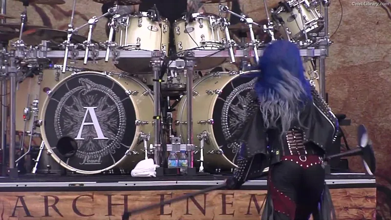 Alissa White-Gluz photo 8 of 1541