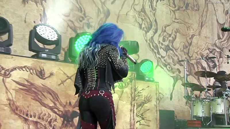 Alissa White-Gluz photo 3 of 1541