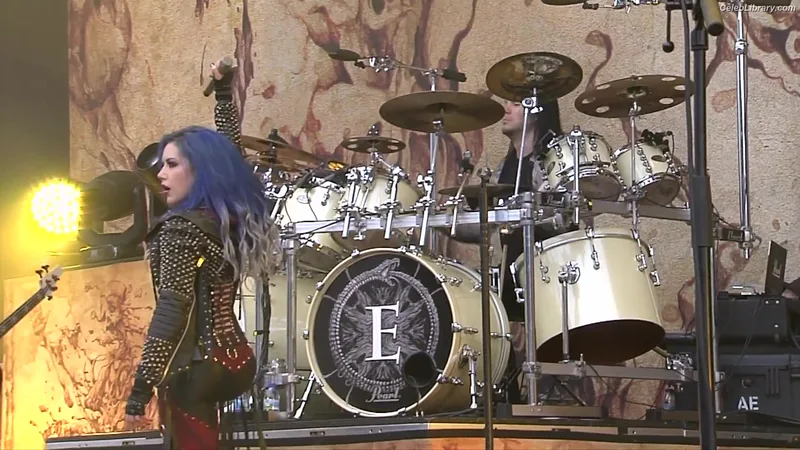 Alissa White-Gluz photo 7 of 1541