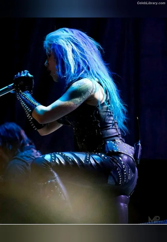 Alissa White-Gluz photo 10 of 1541
