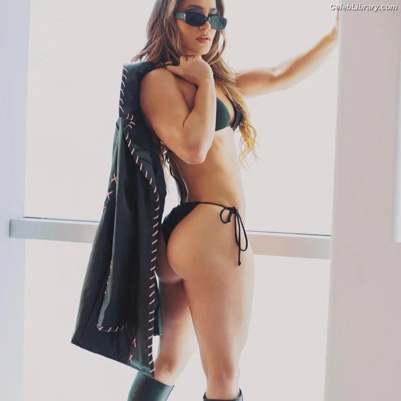 Aliyah WWE photo 4 of 1401