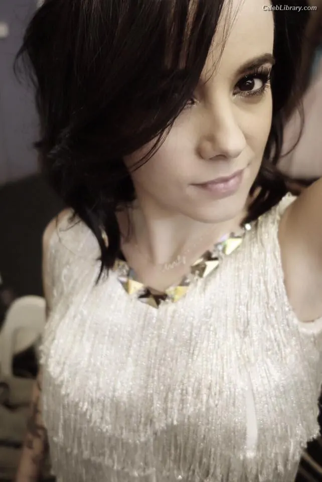 Alizee photo 15 of 151