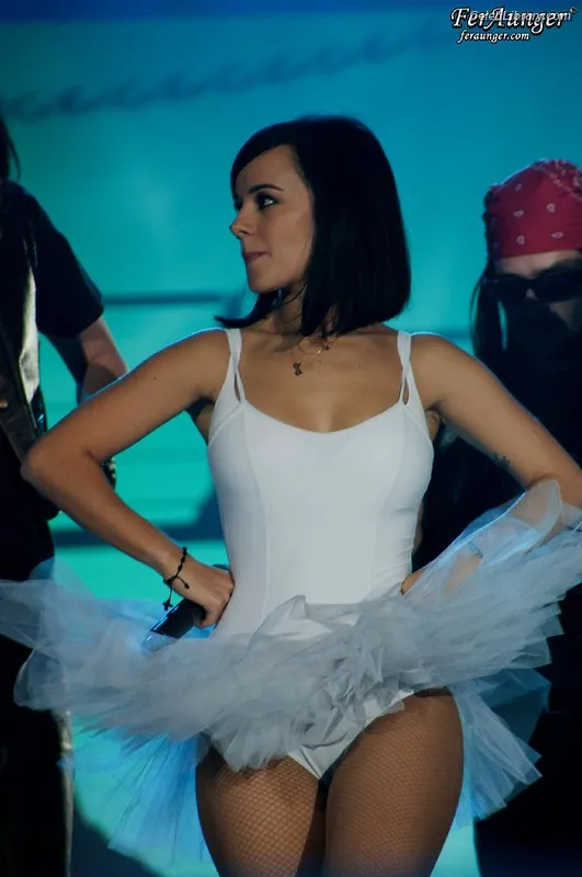 Alizee photo 19 of 152