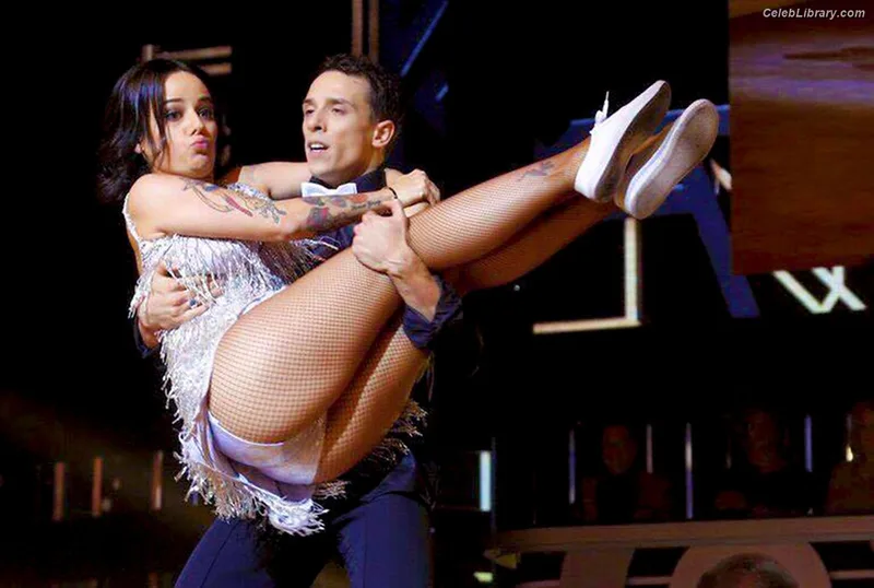 Alizee photo 6 of 152