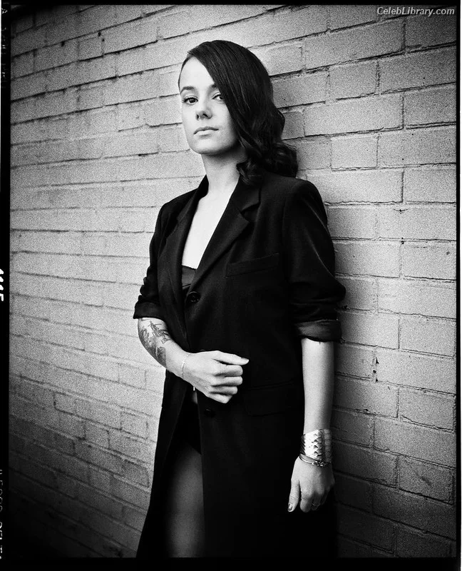 Alizee photo 7 of 152