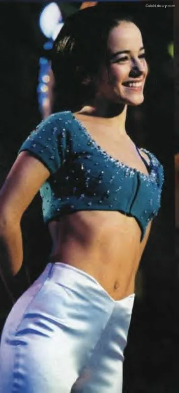 Alizee photo 7 of 152