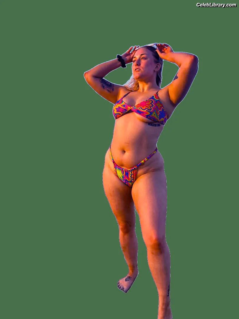 Allie Katch photo 12 of 507