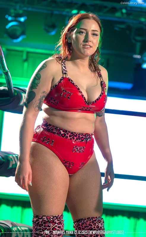 Allie Katch photo 15 of 508