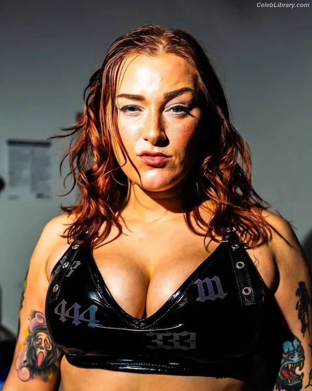 Allie Katch photo 11 of 508