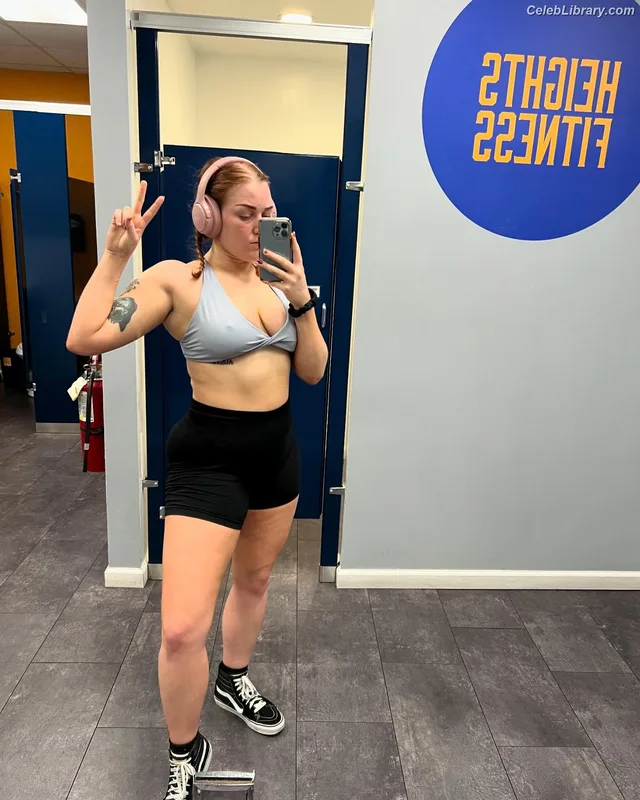 Allie Katch photo 14 of 508