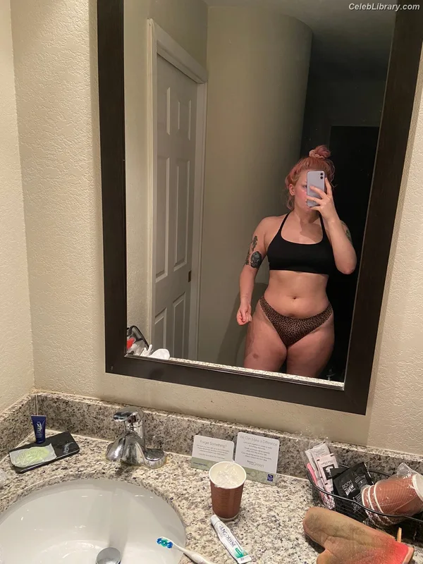 Allie Katch photo 18 of 508