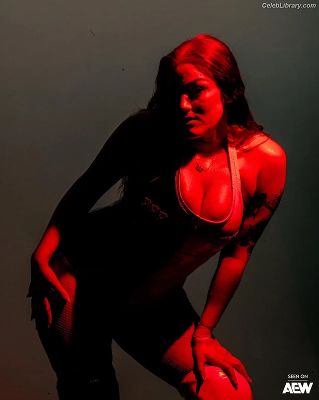 Allie Katch photo 13 of 508