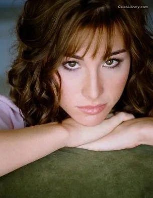 Allison Scagliotti photo 15 of 73