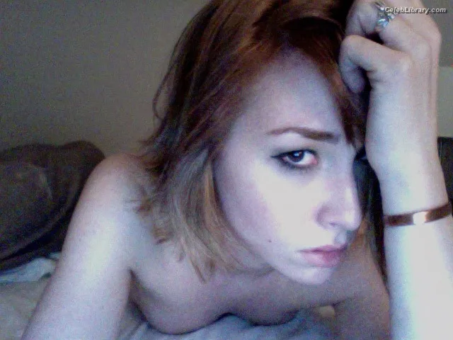 Allison Scagliotti photo 20 of 73
