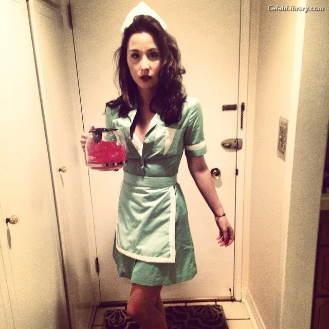 Allison Scagliotti photo 11 of 73