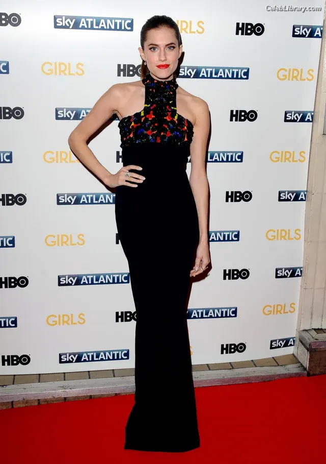 Allison Williams photo 5 of 106