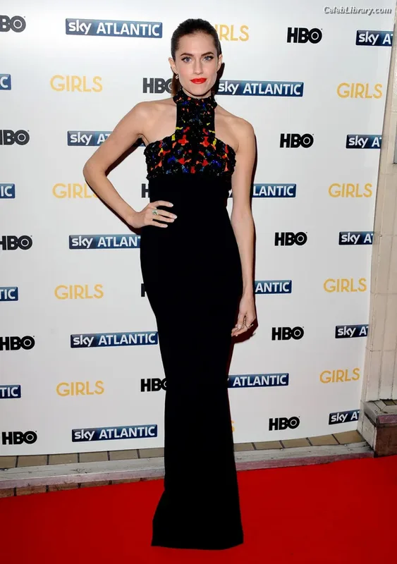 Allison Williams photo 5 of 107