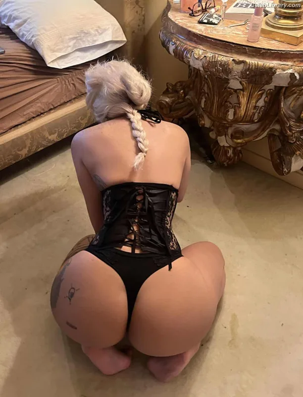 Ally Lotti photo 19 of 420