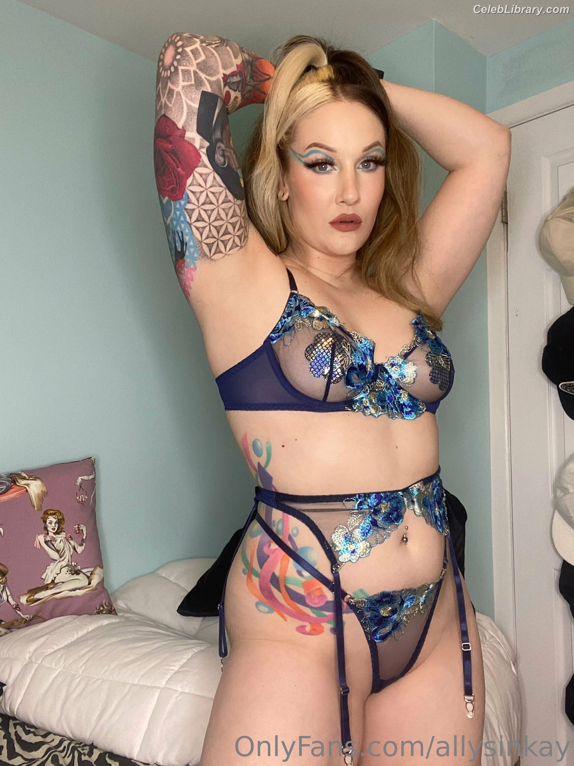 Allysin Kay photo 20 of 435