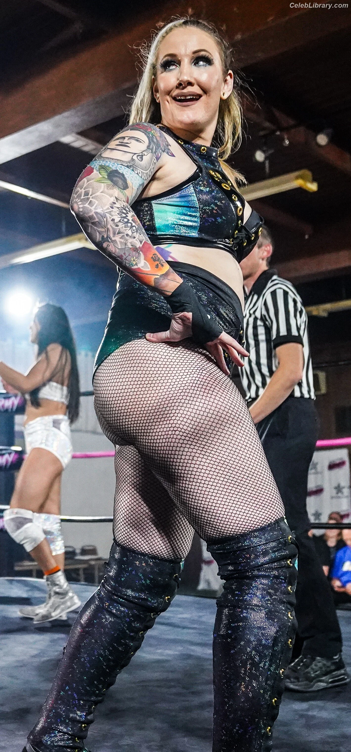Allysin Kay photo 22 of 435