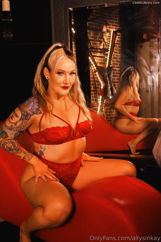 Allysin Kay photo 19 of 436