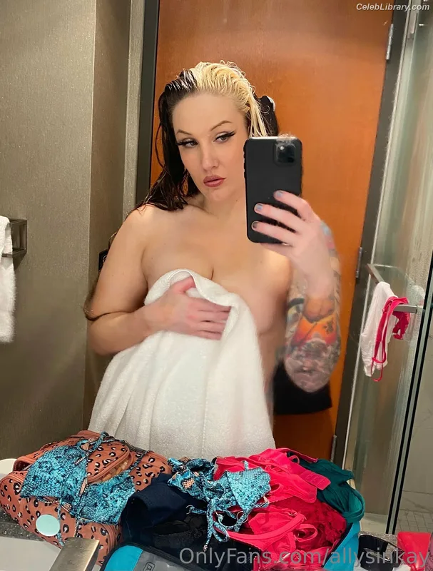 Allysin Kay photo 11 of 436