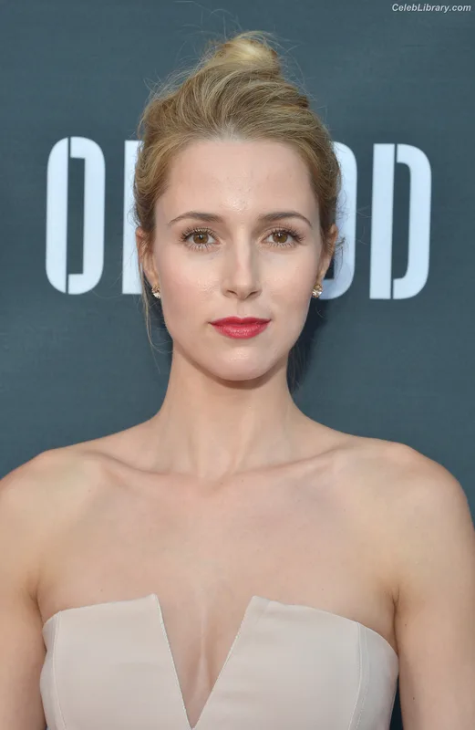 Alona Tal photo 1 of 48