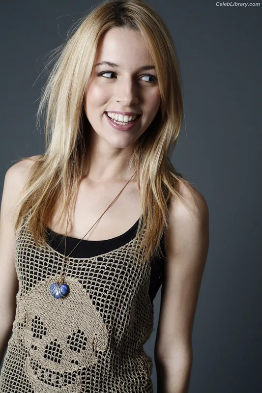 Alona Tal photo 10 of 48
