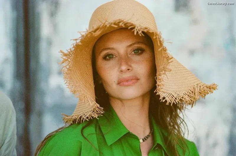Aly Michalka photo 15 of 294