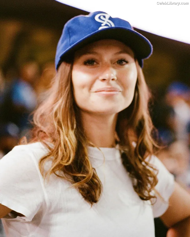 Aly Michalka photo 18 of 294