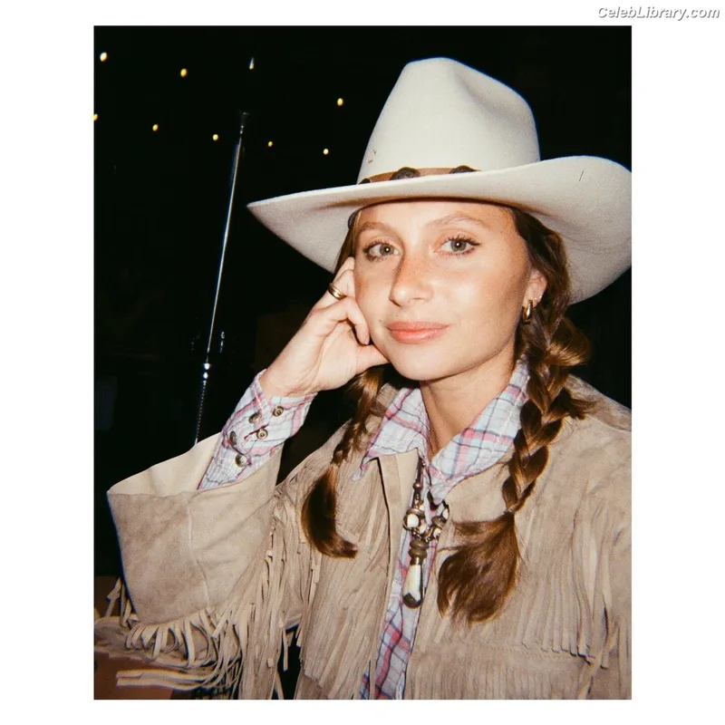 Aly Michalka photo 10 of 294