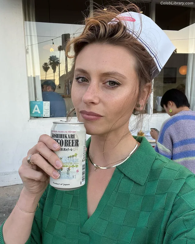 Aly Michalka photo 14 of 294