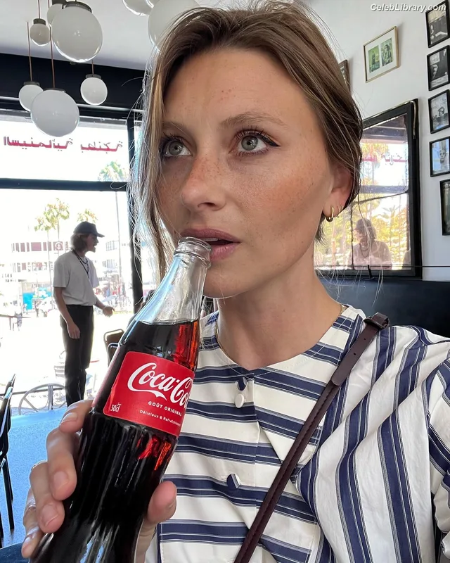 Aly Michalka photo 23 of 294