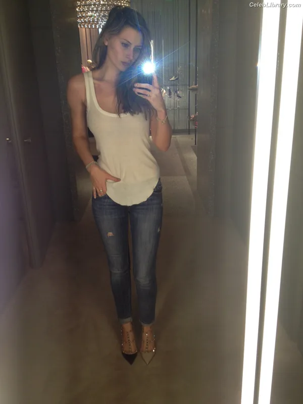 Aly Michalka photo 19 of 294