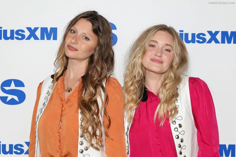 Aly Michalka photo 18 of 294