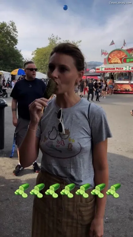 Aly Michalka photo 4 of 294