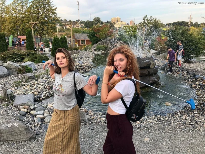 Aly Michalka photo 5 of 294