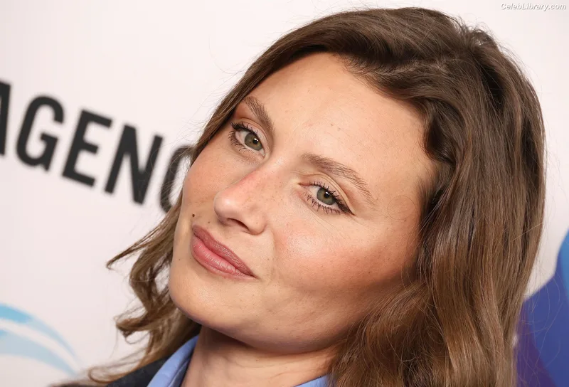 Aly Michalka photo 21 of 294