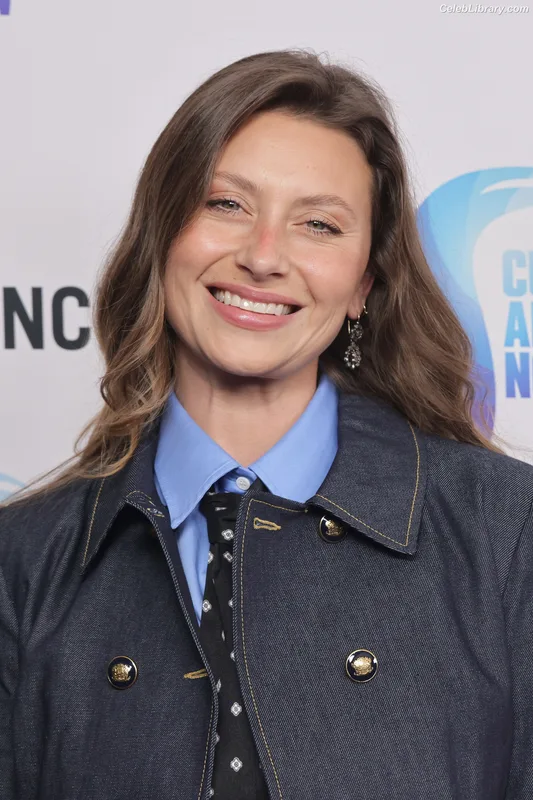Aly Michalka photo 22 of 294