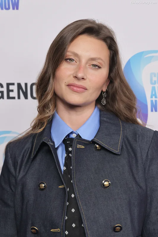 Aly Michalka photo 11 of 294