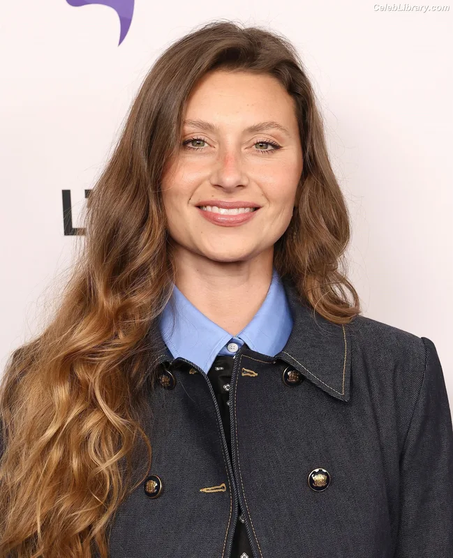 Aly Michalka photo 21 of 294