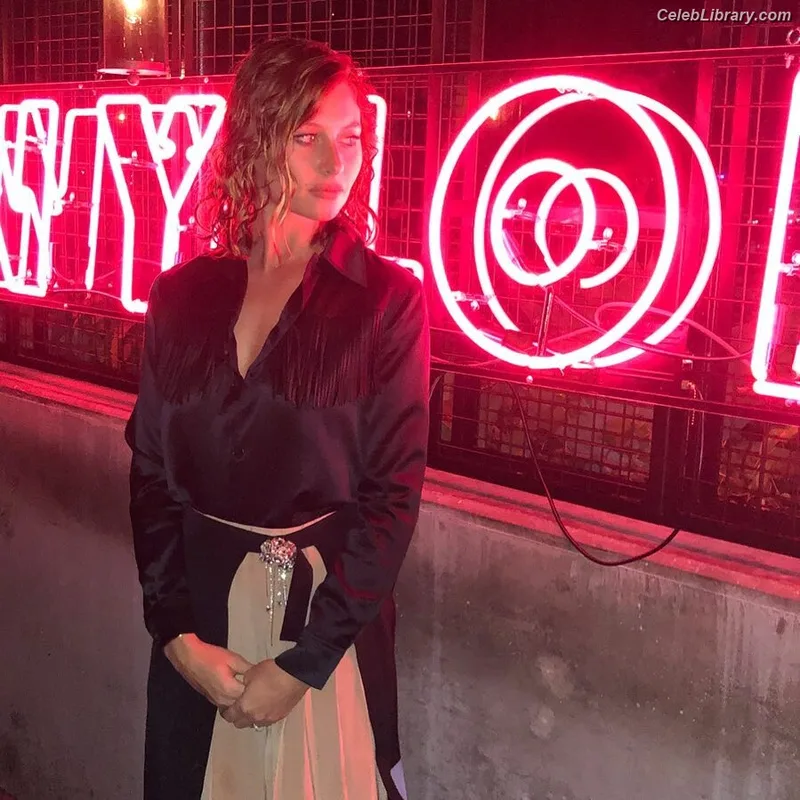 Aly Michalka photo 4 of 294