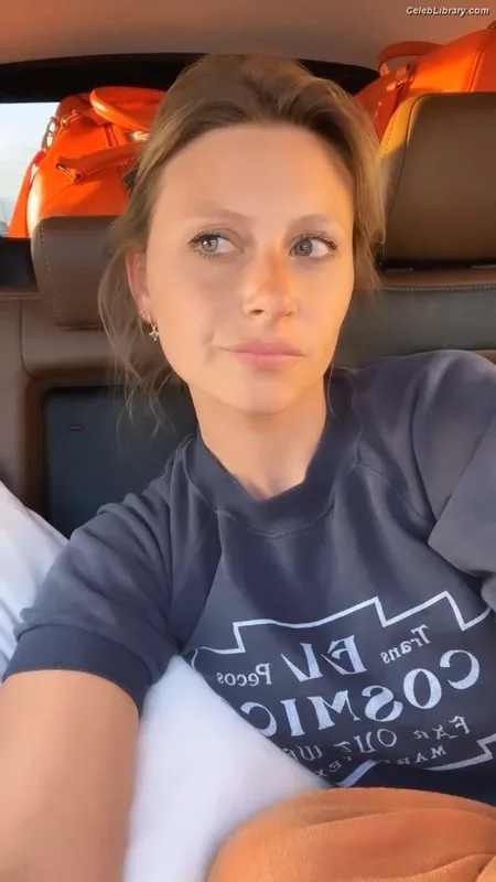 Aly Michalka photo 10 of 294