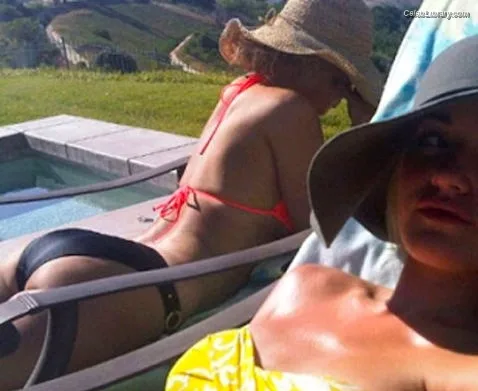 Aly Michalka photo 23 of 294